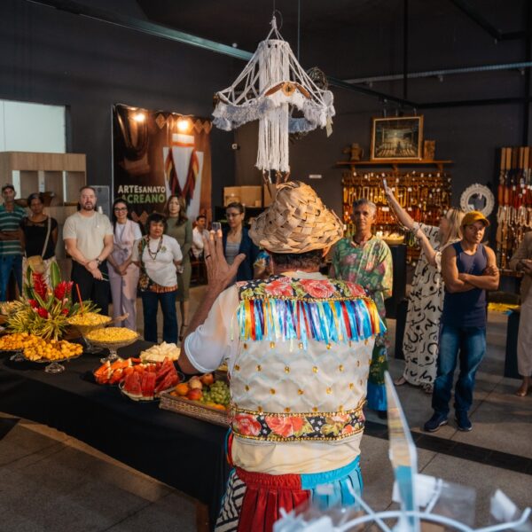 Artesãos acreanos são homenageados em café da manhã na Casa do Artesanato, em Rio Branco