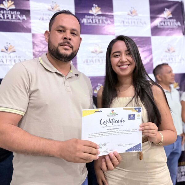 Parceria entre Estado e organização da sociedade civil entrega 80 certificações em cursos profissionalizantes na capital